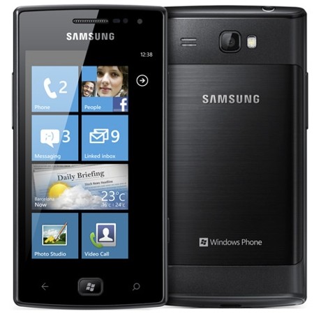 Samsung Omnia W - A koreai gyártó tavalyi, Windows Phone Mango alapú okostelefonja